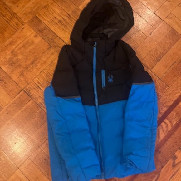 Spyder boy's ski jacket size 18 - great condition